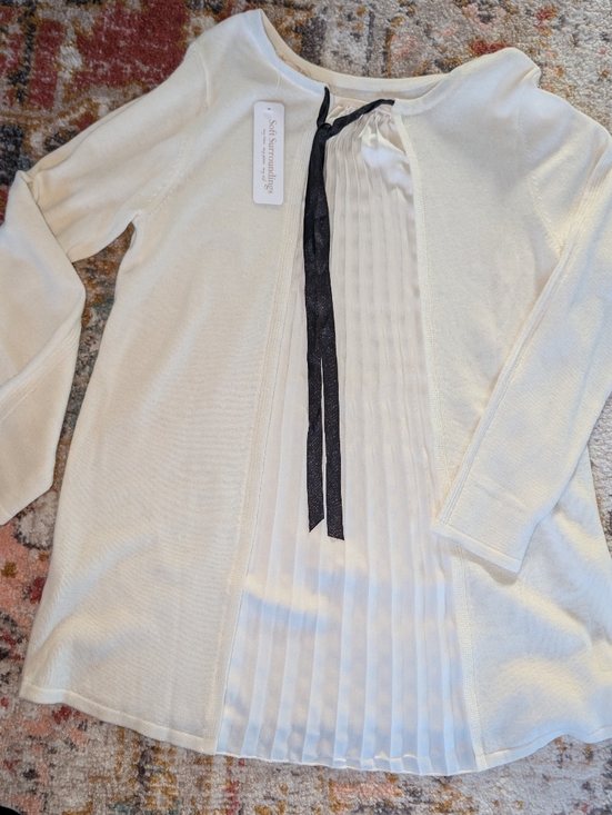 Soft Surroundings Tops - Soft Surroundings Cream Pullover Sweaterbow Detail NWT Quiet Luxury